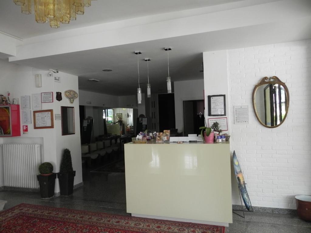 Stella Maris Hotel Cervia Buitenkant foto